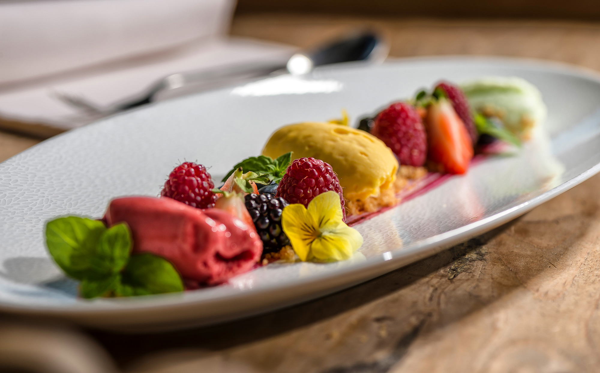 Impressioni - Dessert con frutta - delizie culinarie - Hotel Tirolensis