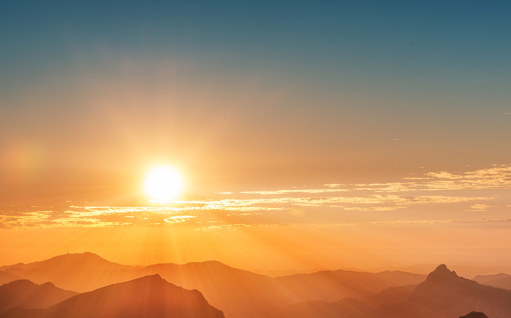 Sunrise over the mountains Laugen - Hotel Tirolensis